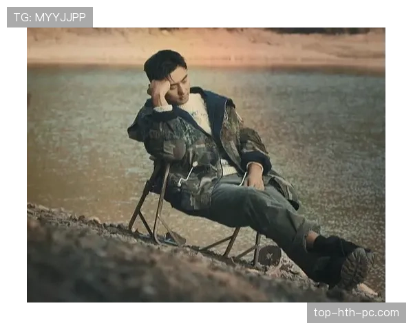 刷到宁泽涛那张私厨聚会照，我只盯着桌上那盘海鲜价签看了三遍，心在滴血