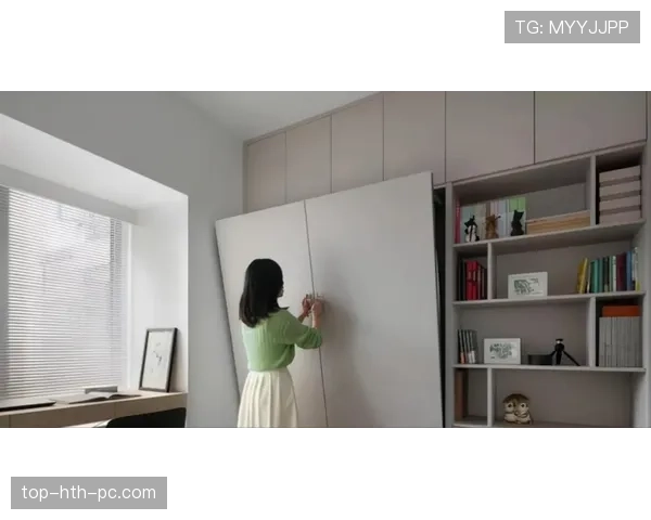 王燊超随手拍个家居照，我看着窗帘默默关掉了自己的房贷页面